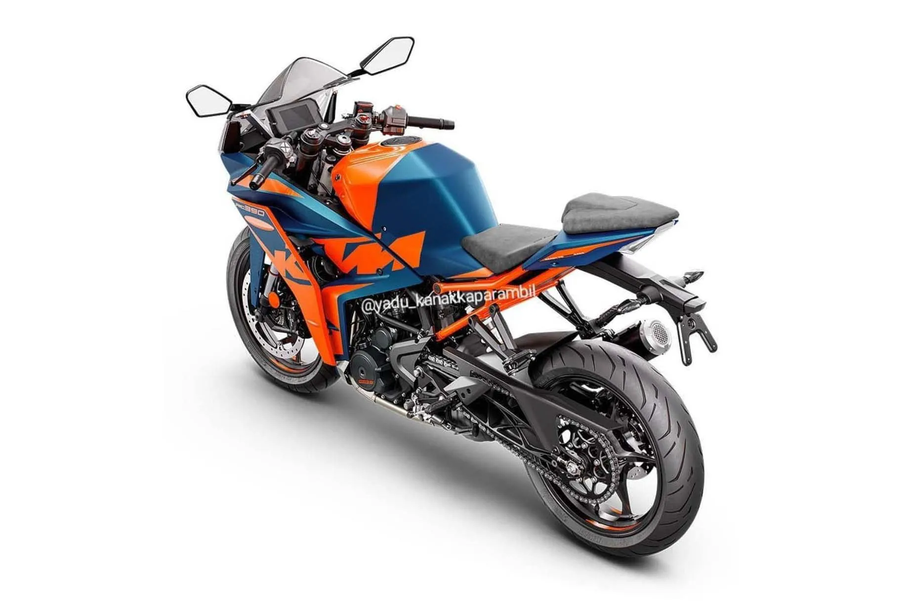 儀表使用和390 ADVENTURE相同的5吋TFT儀表，預計電控系統也將全面升級