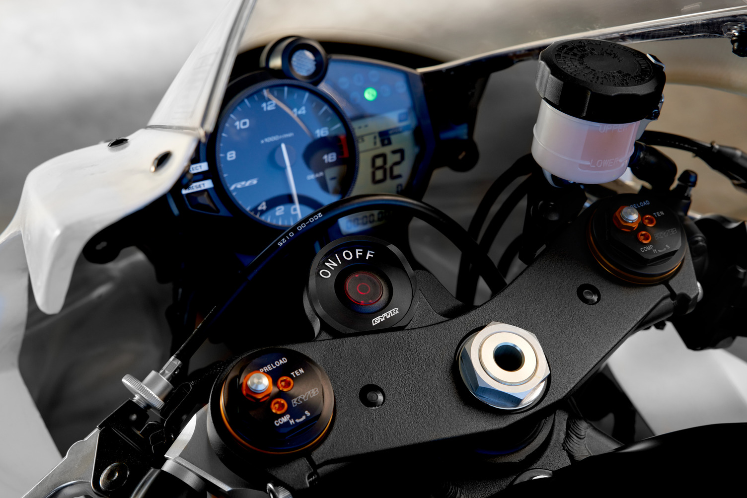 GYTR賽道版電門改為按鈕式設計