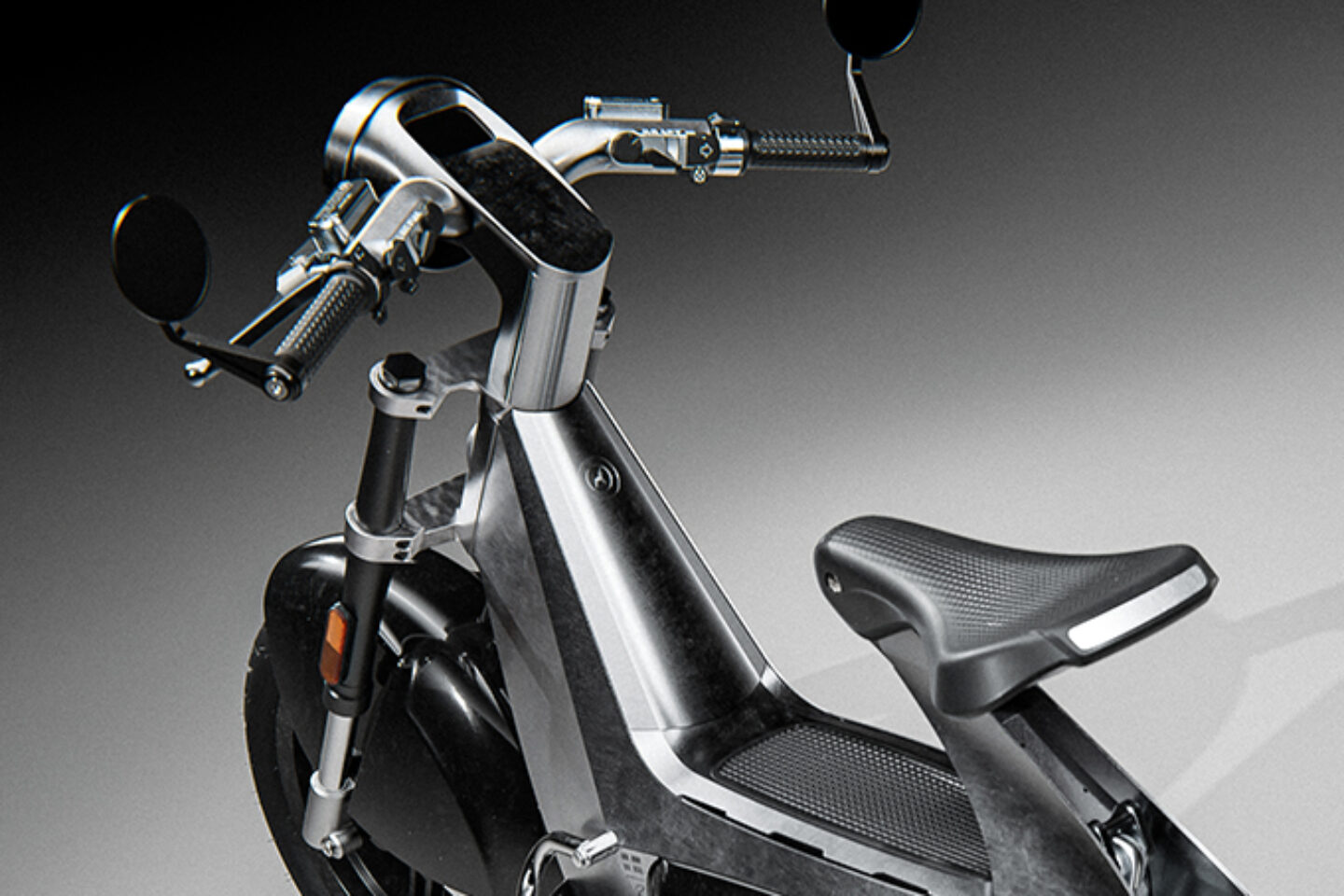 不鏽鋼車架呈現出獨特的美感