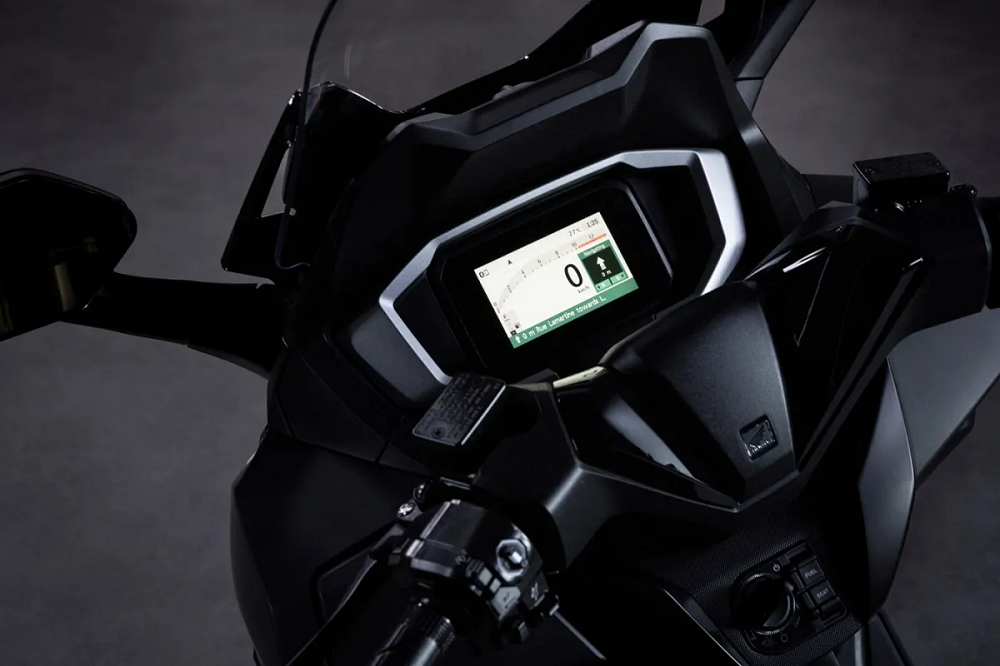 Forza 125 / 300 車系都將換上TFT全彩液晶儀表來增加行車資訊辨識度。圖為Forza 125儀表