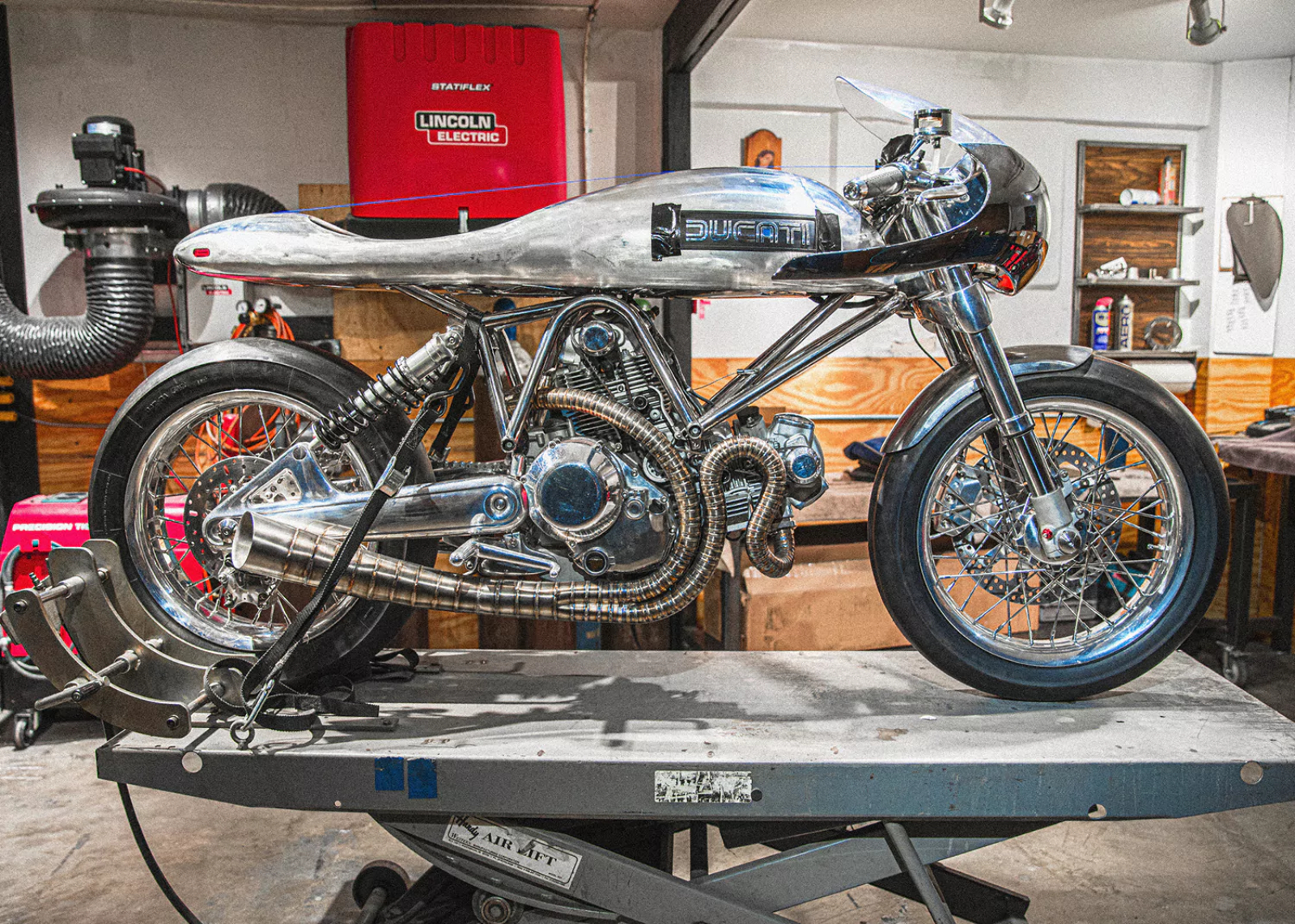 Revival Cycles團隊已經將手工打造邁向新的層次