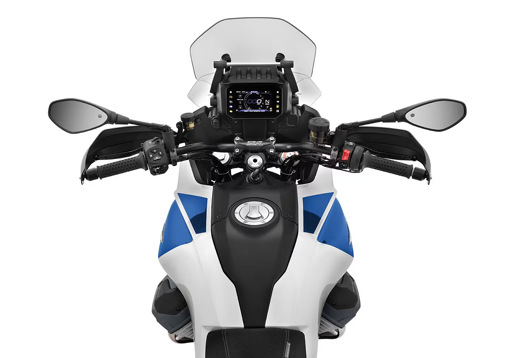 儀表也採用了現代主流的TFT全彩液晶儀表