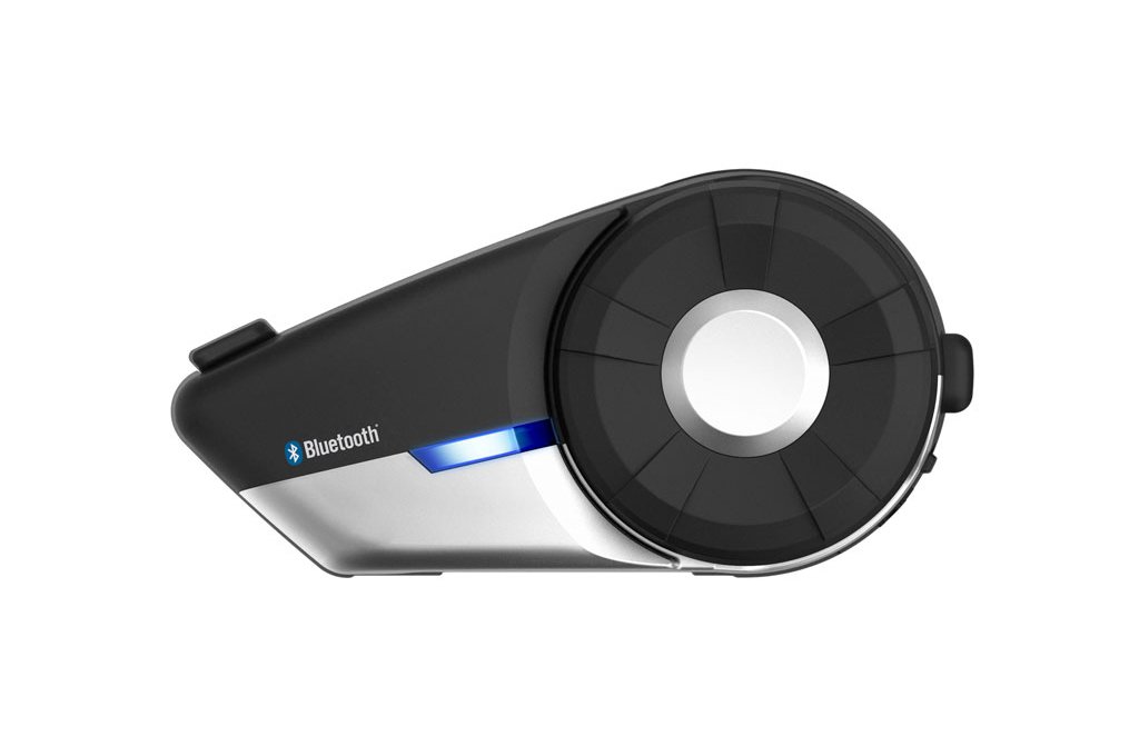 內建大容量充電電池，可連續通話13小時，在待機模式下可維持10天