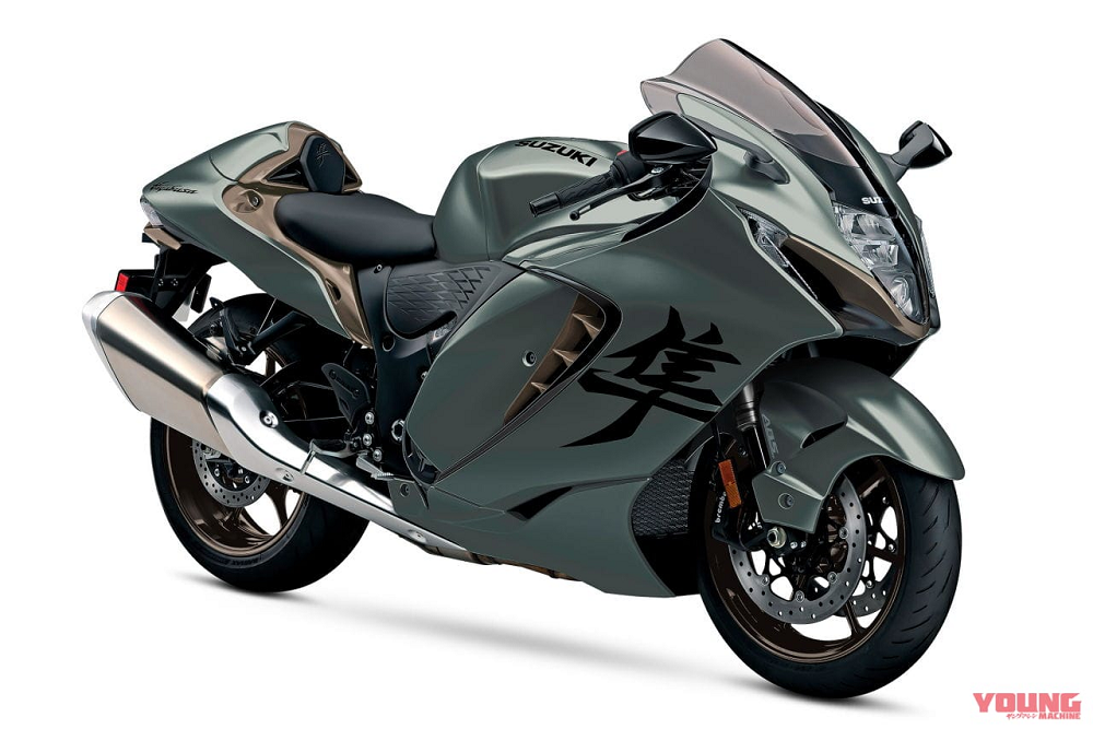 除了日本市場同步推出的「金屬藍」外,北美市場迎來了獨家的「鋼鐵綠」配色