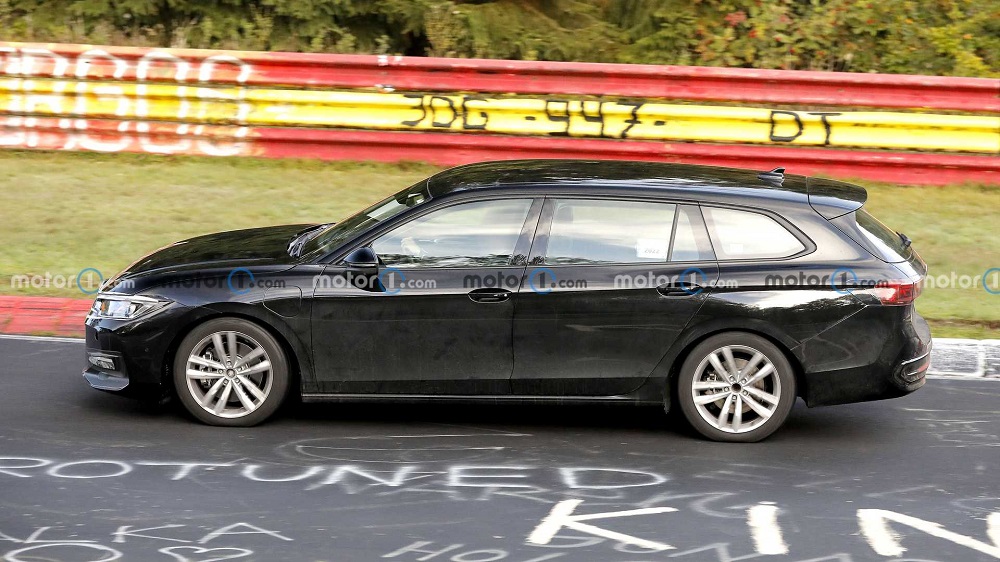 為了提供更靈活的空間運用,Volkswagen在2023年式的Passat上推出了旅行車型