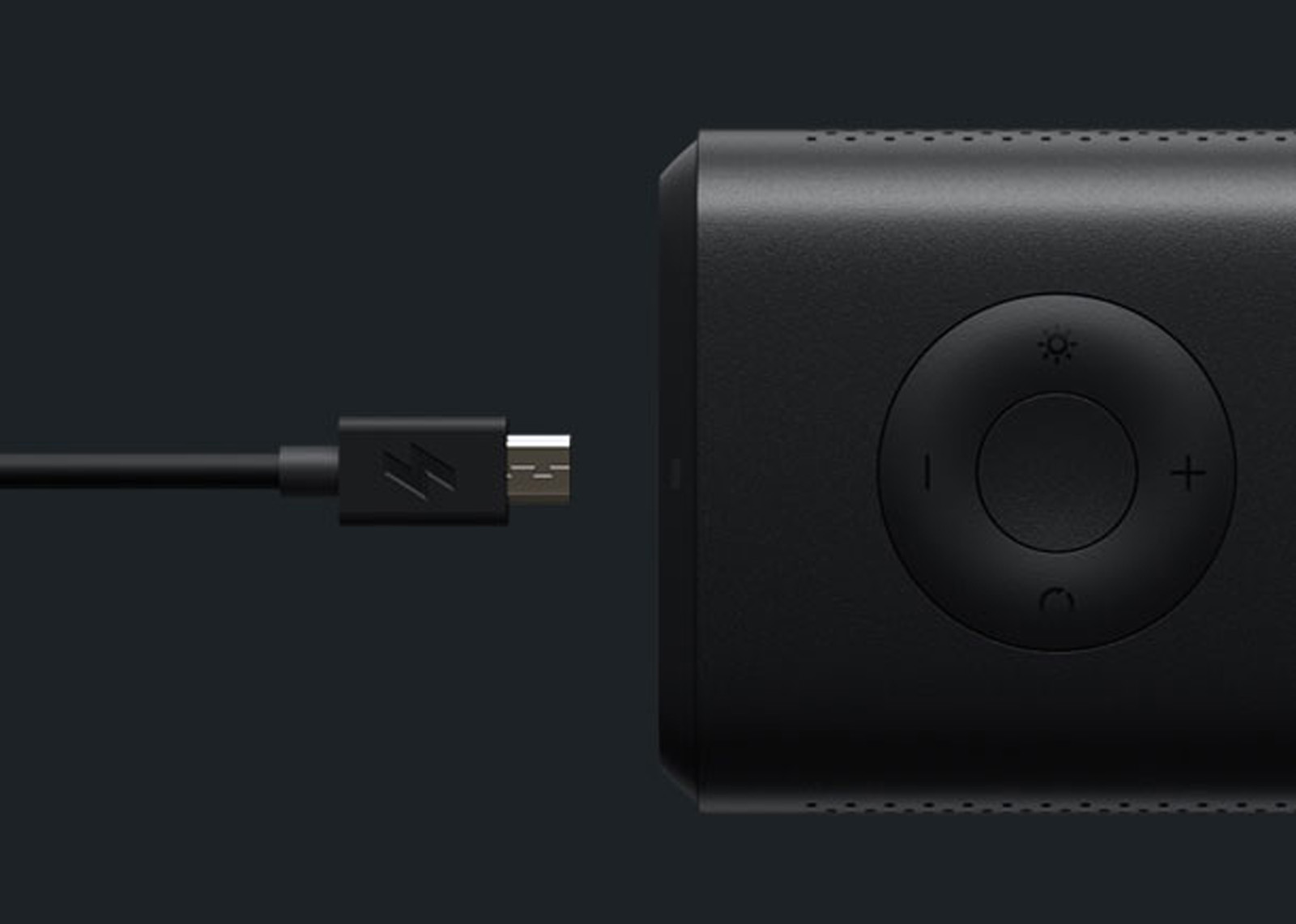 充電的部分同樣採用Micro-USB進行充電