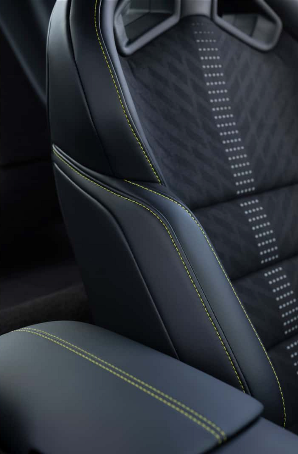 此外也用上了超細纖維絨布,內外都進行了升級