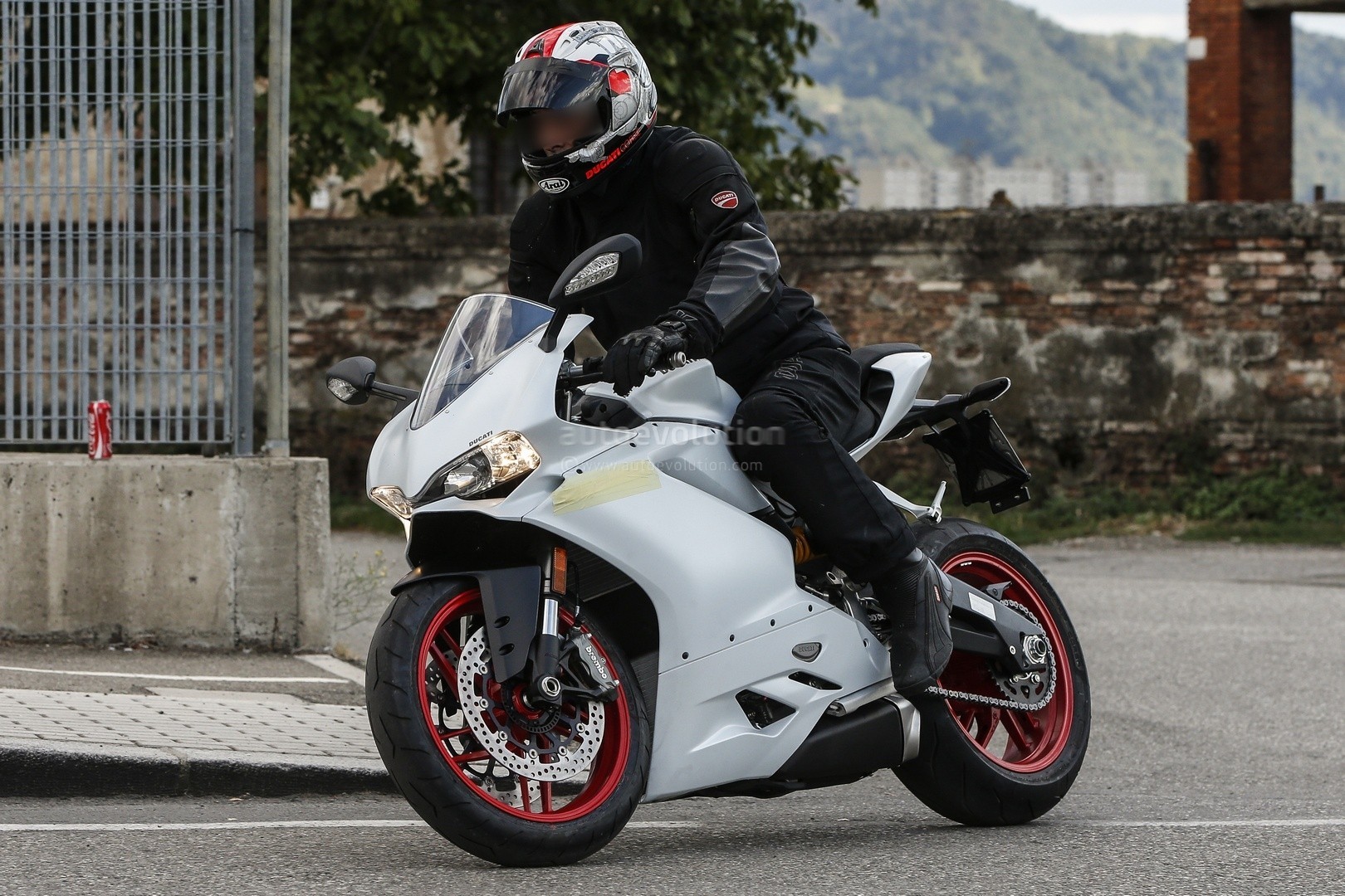 野生DUCATI 959 Panigale 
