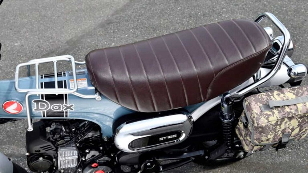 整組套件還包含了客製化的坐墊