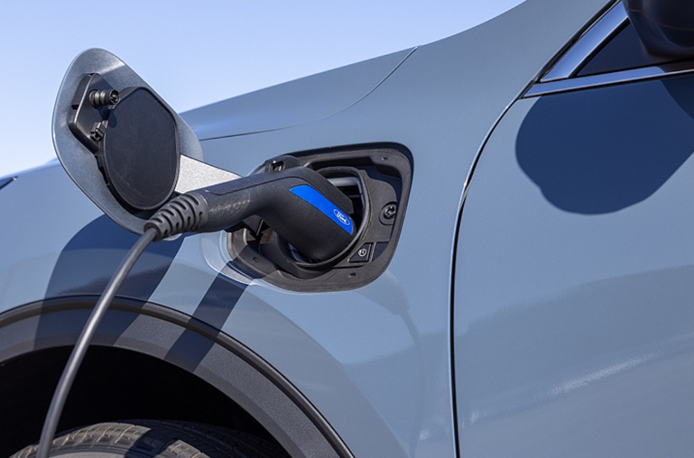 動力部分和現行款並沒有太多更動,所有燃油車型將有640公里續航力、Hybrid和PHEV Hybrid都將有880公里續航力