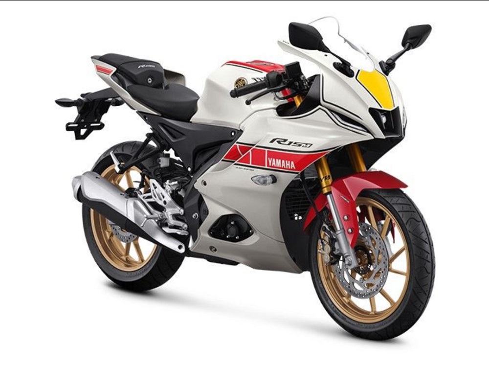 這次在YZF-R15 M上推出了全新的60周年紀念款