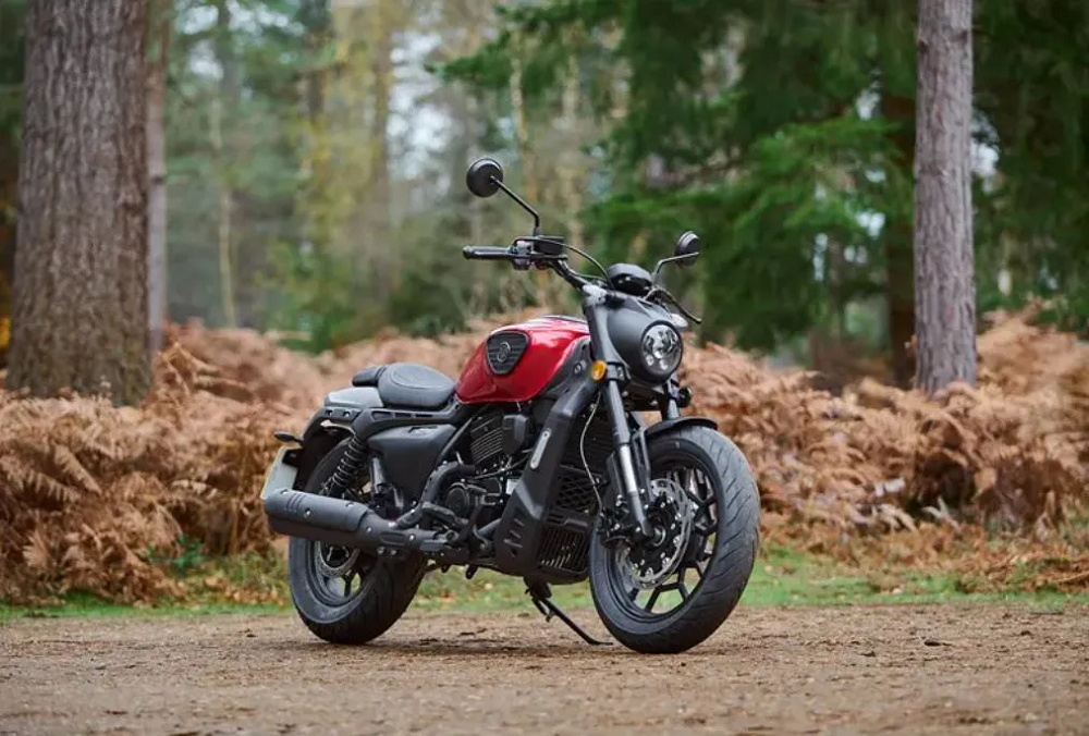 巡航車低座高的特性、搭配上輕檔車容易駕馭的車重,對新手來說相當友善