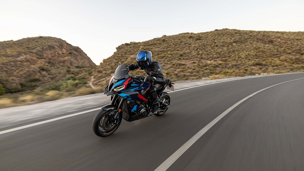 用上了全新調教的引擎，最大馬力可以比2024年式的S 1000 RR多出了31hp的最大馬力