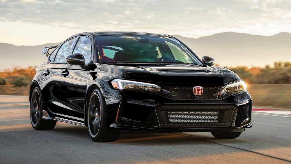 圖為珍珠黑(Crystal Pearl Black),相當希望Honda Civic Type R可以引進台灣!