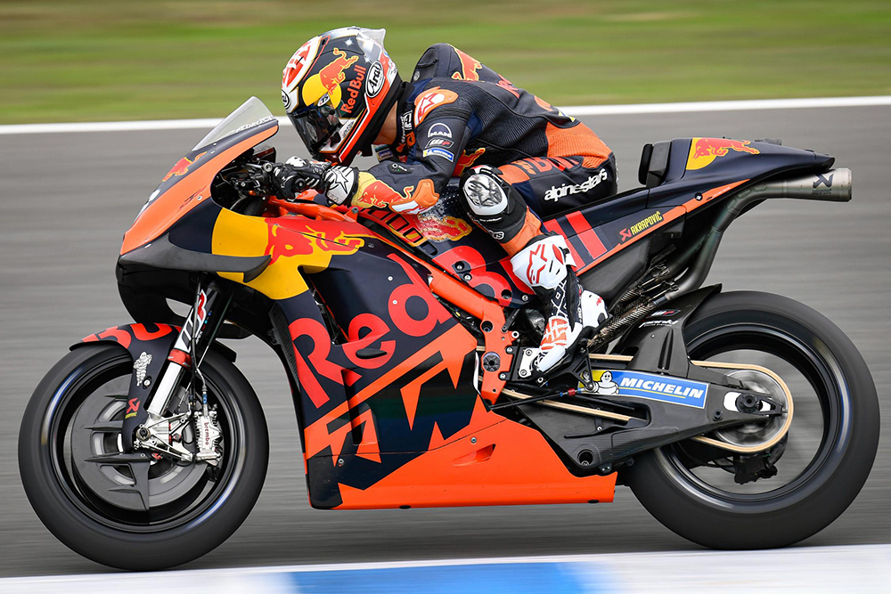 未來或許真的有機會能看到Dani Pedrosa以這身裝扮出現在MotoGP的起跑線上