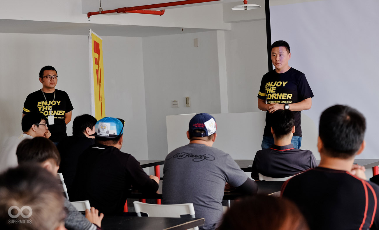 由PIRELLI摩托車輪胎 總代理 好運車業  總經理Stephen為所有騎士致意，除了感謝騎士們對PIRELLI的支持之外，也介紹DIABLO DAY活動的精神就是「回饋消費者」，當然，更希望大家能盡情的享受賽道日的暢快與安全駕駛。