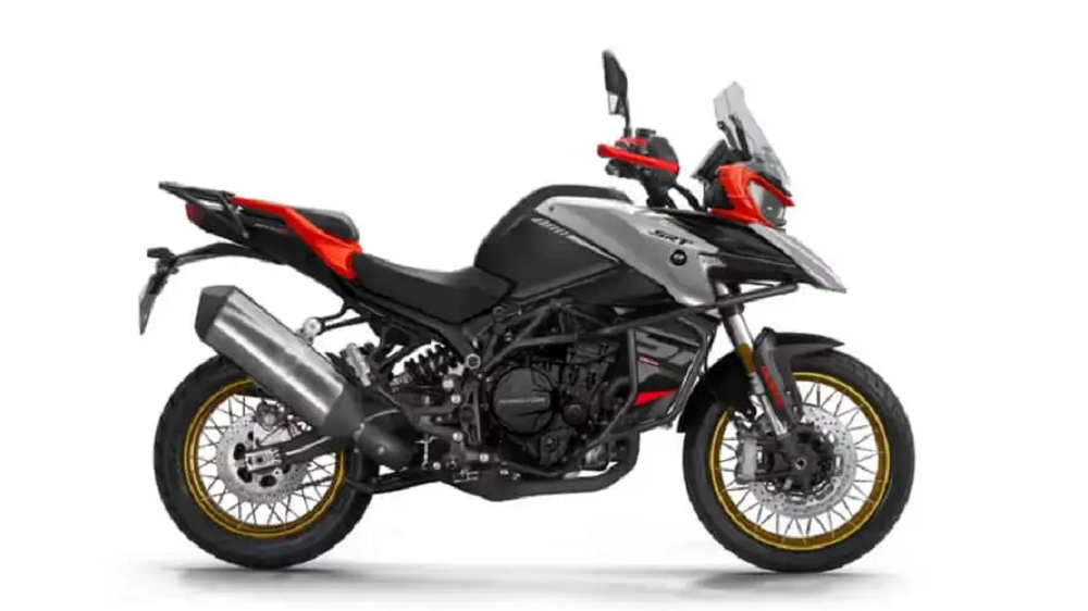 錢江摩托最近發表了將登陸歐洲市場的中量級ADV車型 SRT 900 SX