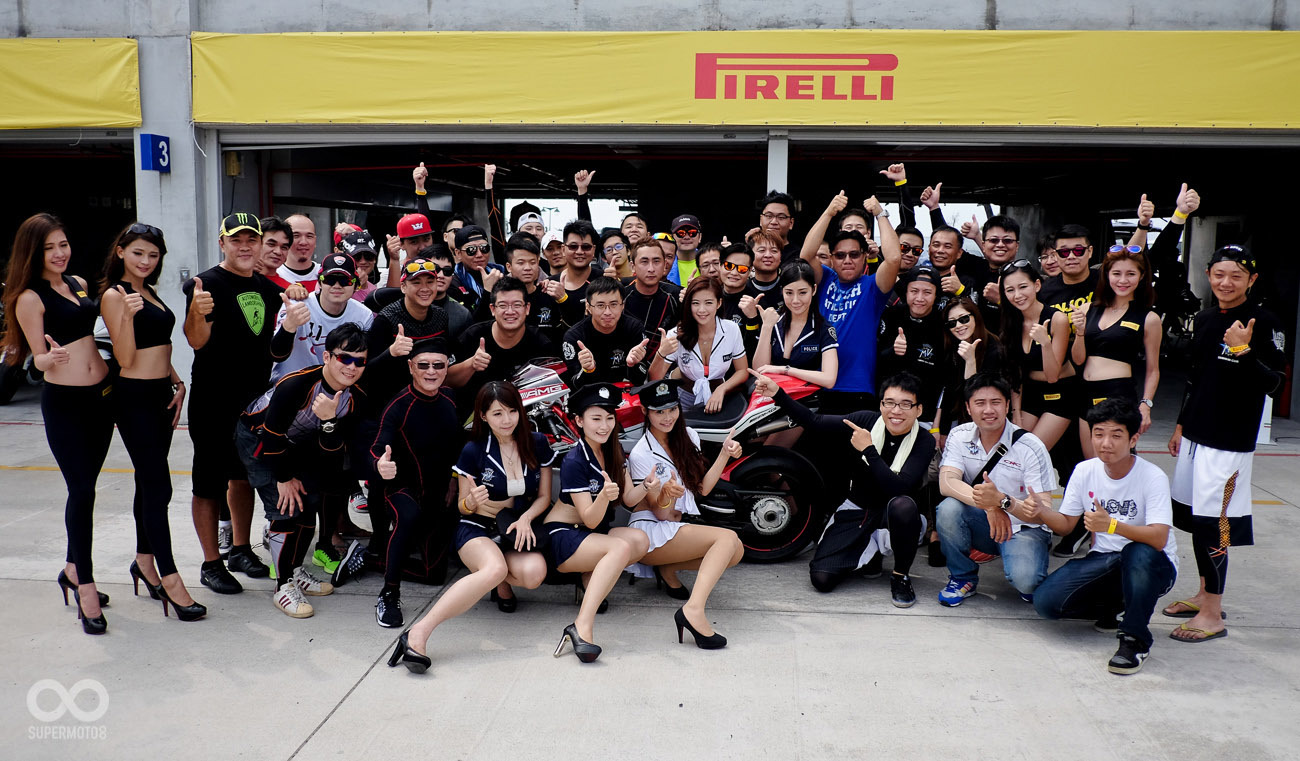 台北忠孝車業這次也率領了MV大軍一起來到大鵬彎參加本次活動