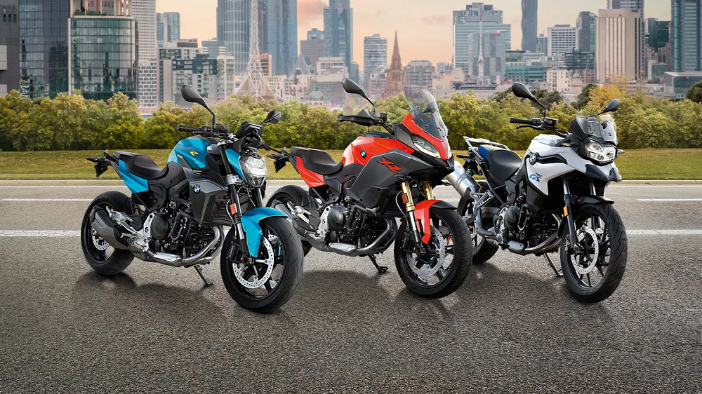 F 900 R Shifter Edition擁有快排系統且原廠提供三年保固,F 900 XR也迎來了一款新的紅色塗裝