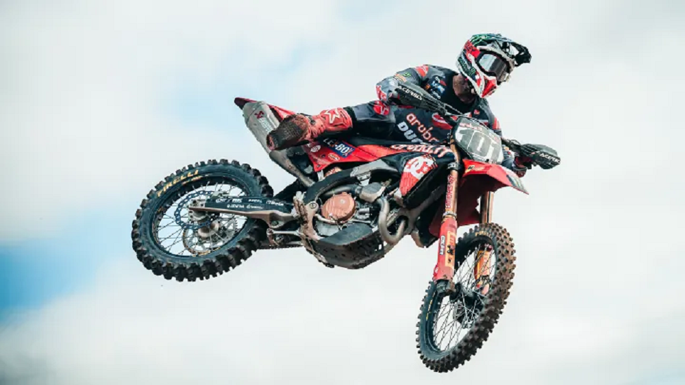 Desmo車系的第二款車型Desmo250 MX在最近的MXGP世界錦標賽登場