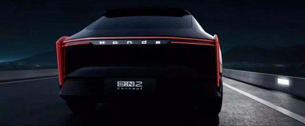 車尾也是充滿著未來感的設計風格