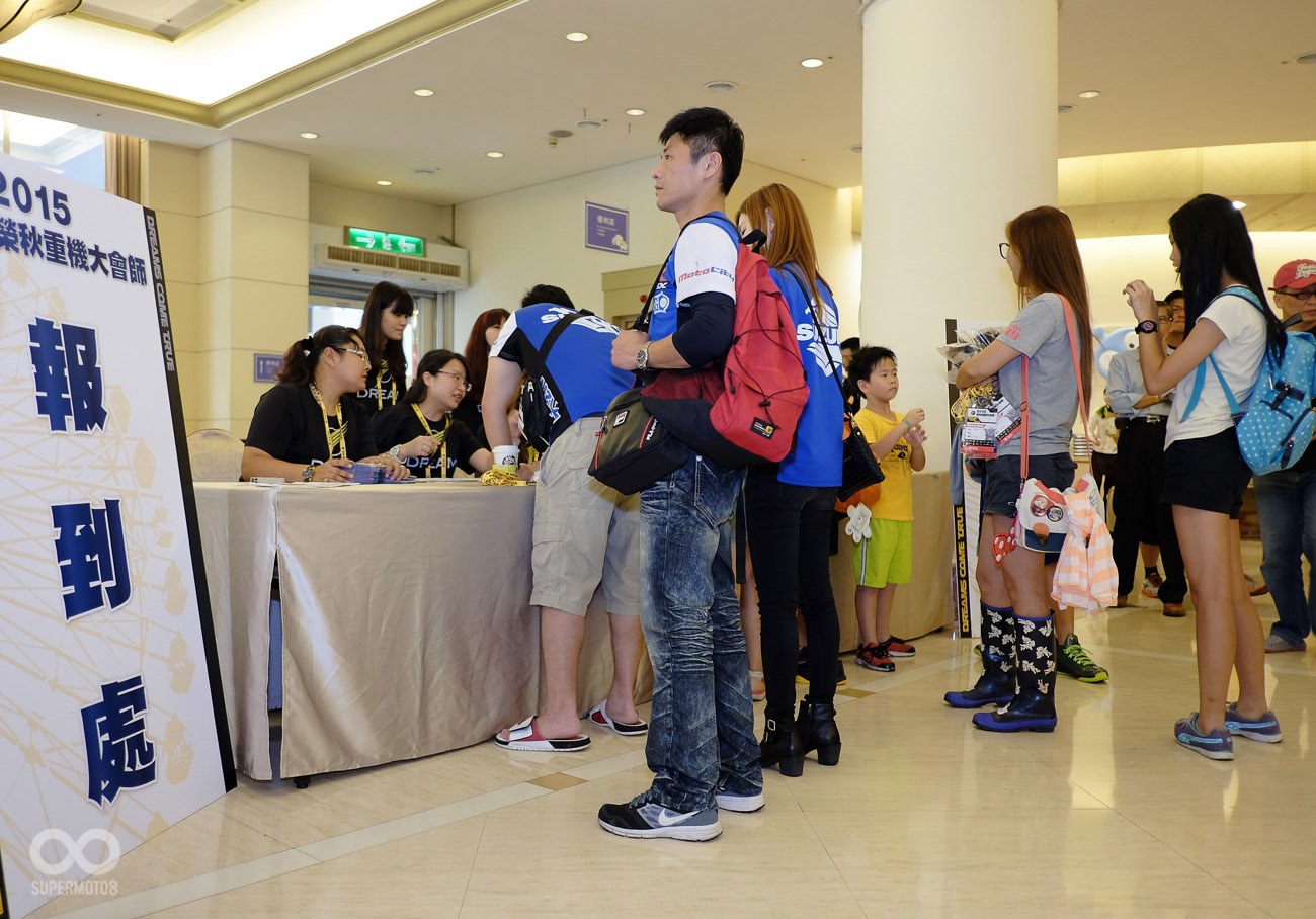 每位前來的車友報到後都可獲得精美的小禮物