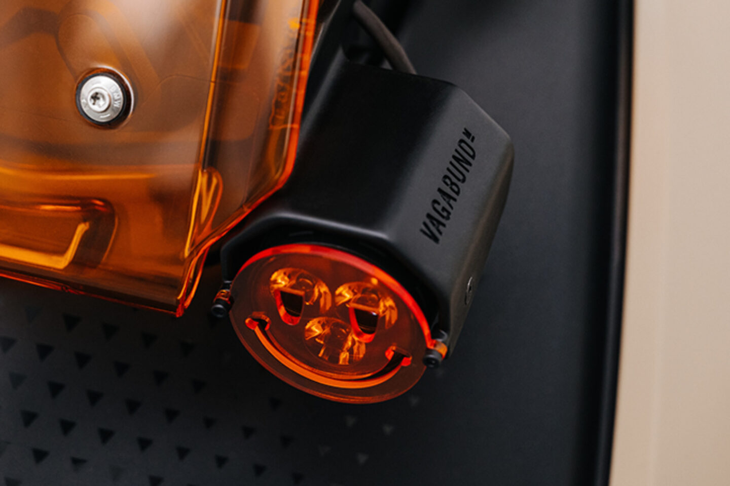 Vagabund外掛霧燈飾該車最具特色的小巧思之一