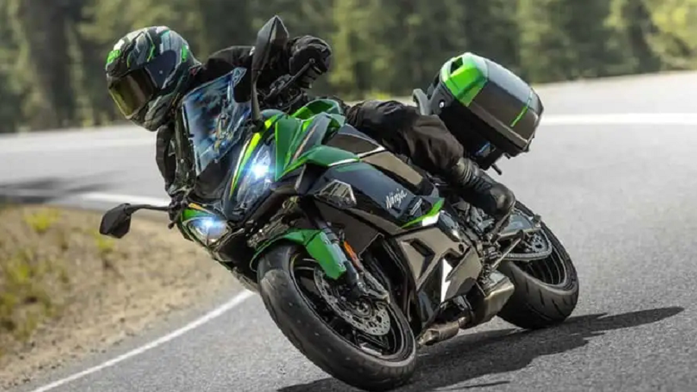 Kawasaki默默推出了2025年式的Ninja 1100 SX