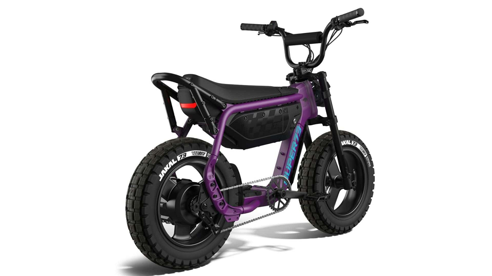 車上的電池組也可以擴充，讓你續航力表現更好