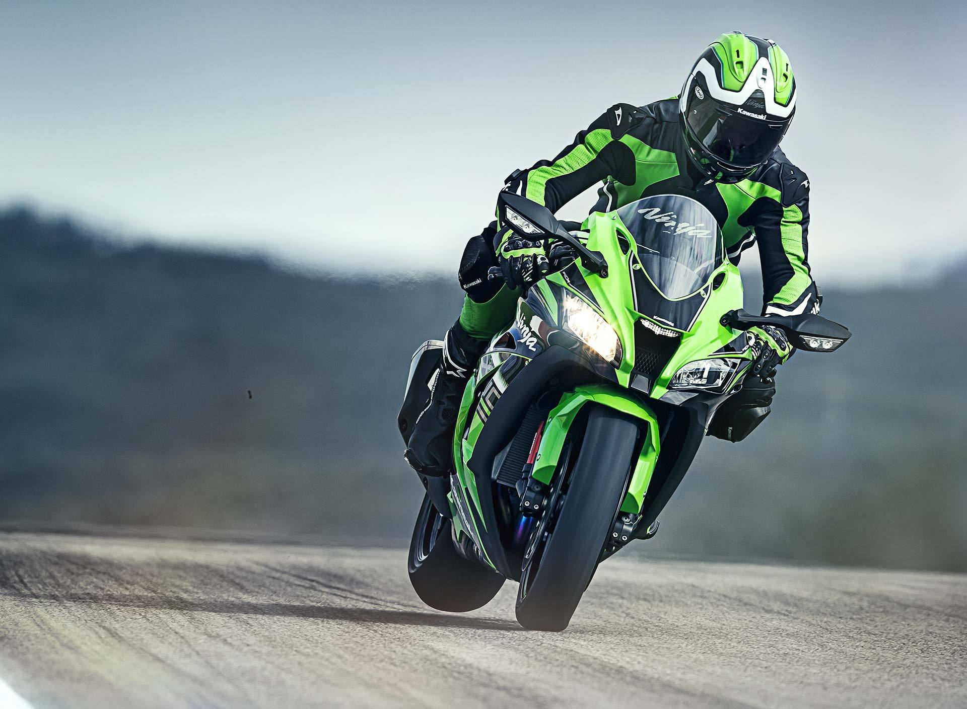 WSBK忍術灌頂。2016 Kawasaki NINJA ZX-10R進化制霸| SUPERMOTO8