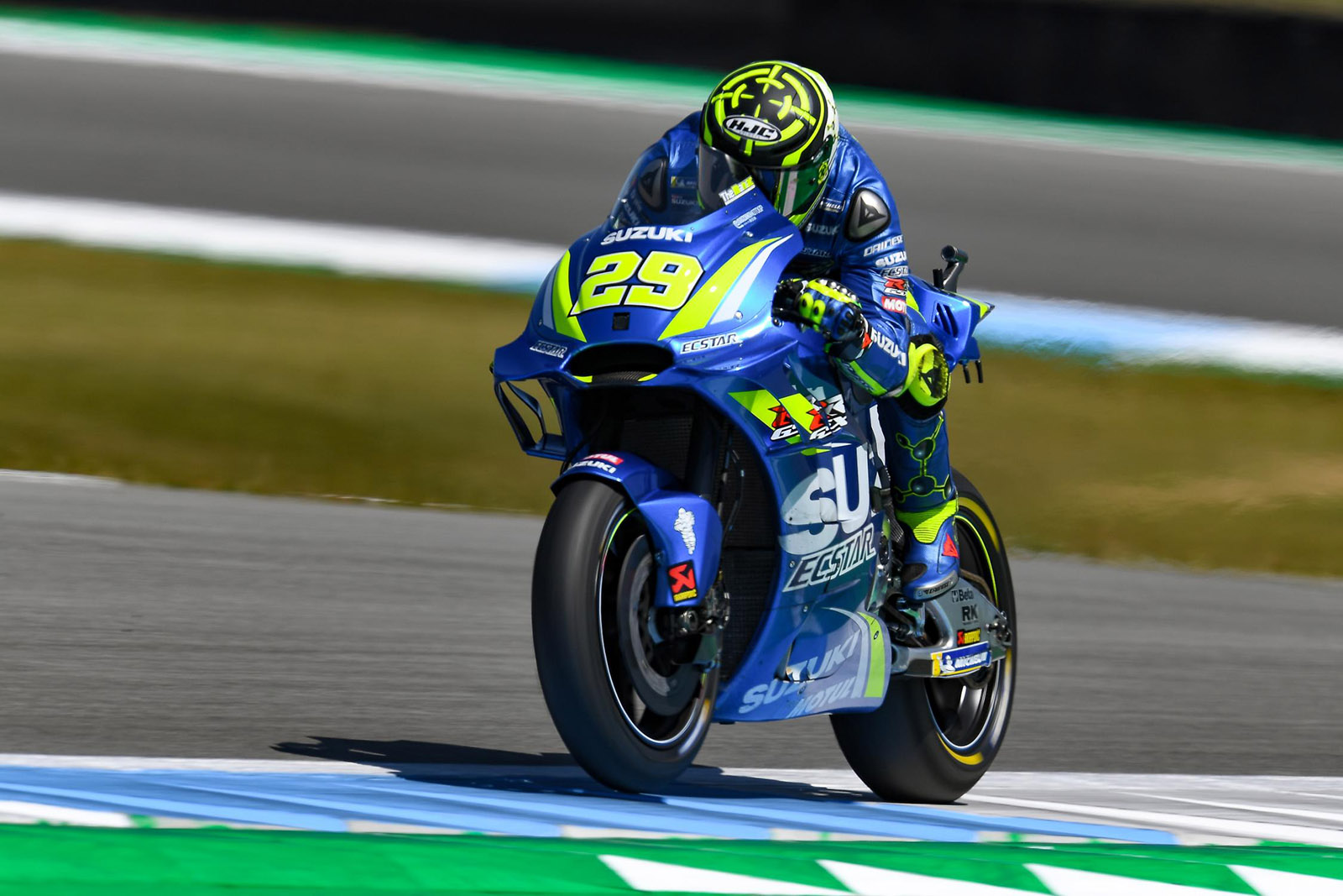 Andrea Iannone與他的2018 GSX-RR  photo by.MotoGP