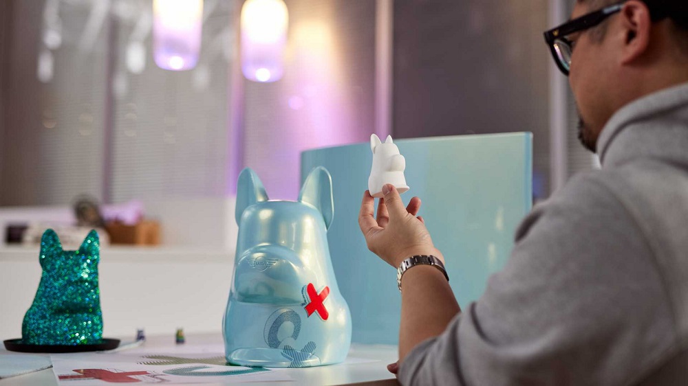 Mini Spike的英國鬥牛犬造型在2001年就曾經亮相過，如今Mini將他帶回數位化的現代