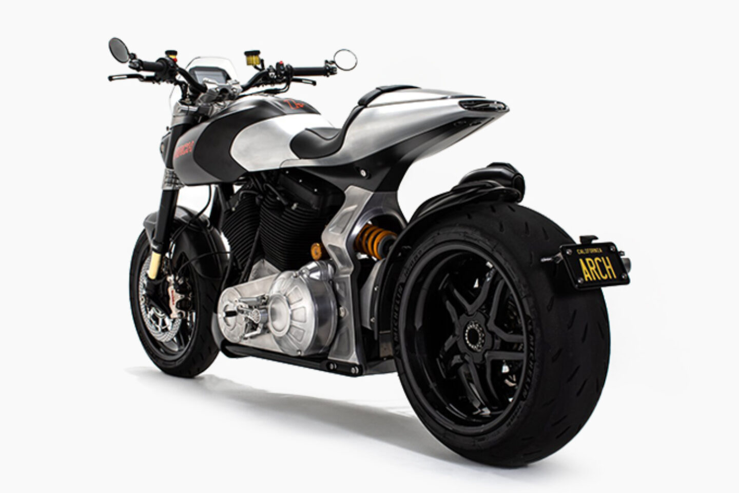 單搖臂的設計從斜後方視角看去真是顏值滿點