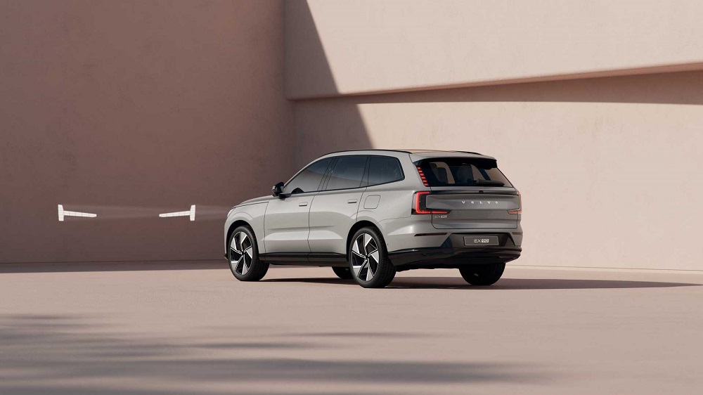 EX90的造型讓你第一眼就會覺得他是Volvo旗下的車款