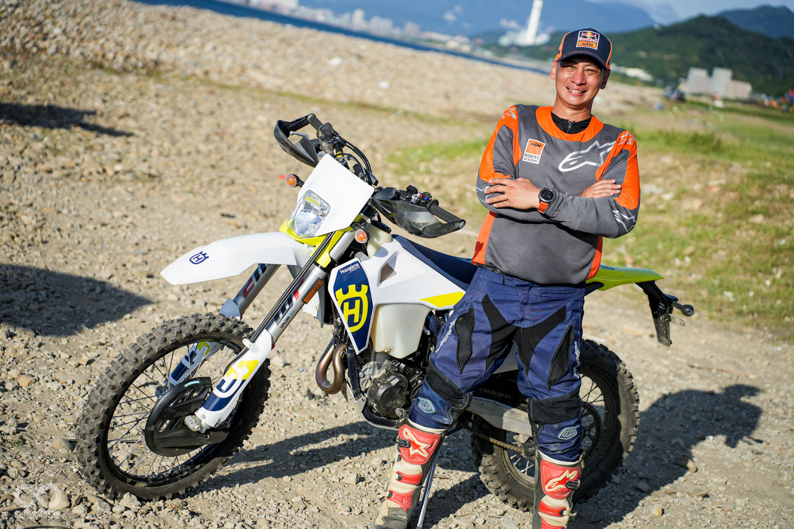 剛從泰國KTM Riders Academy受訓歸來的林學誠教官