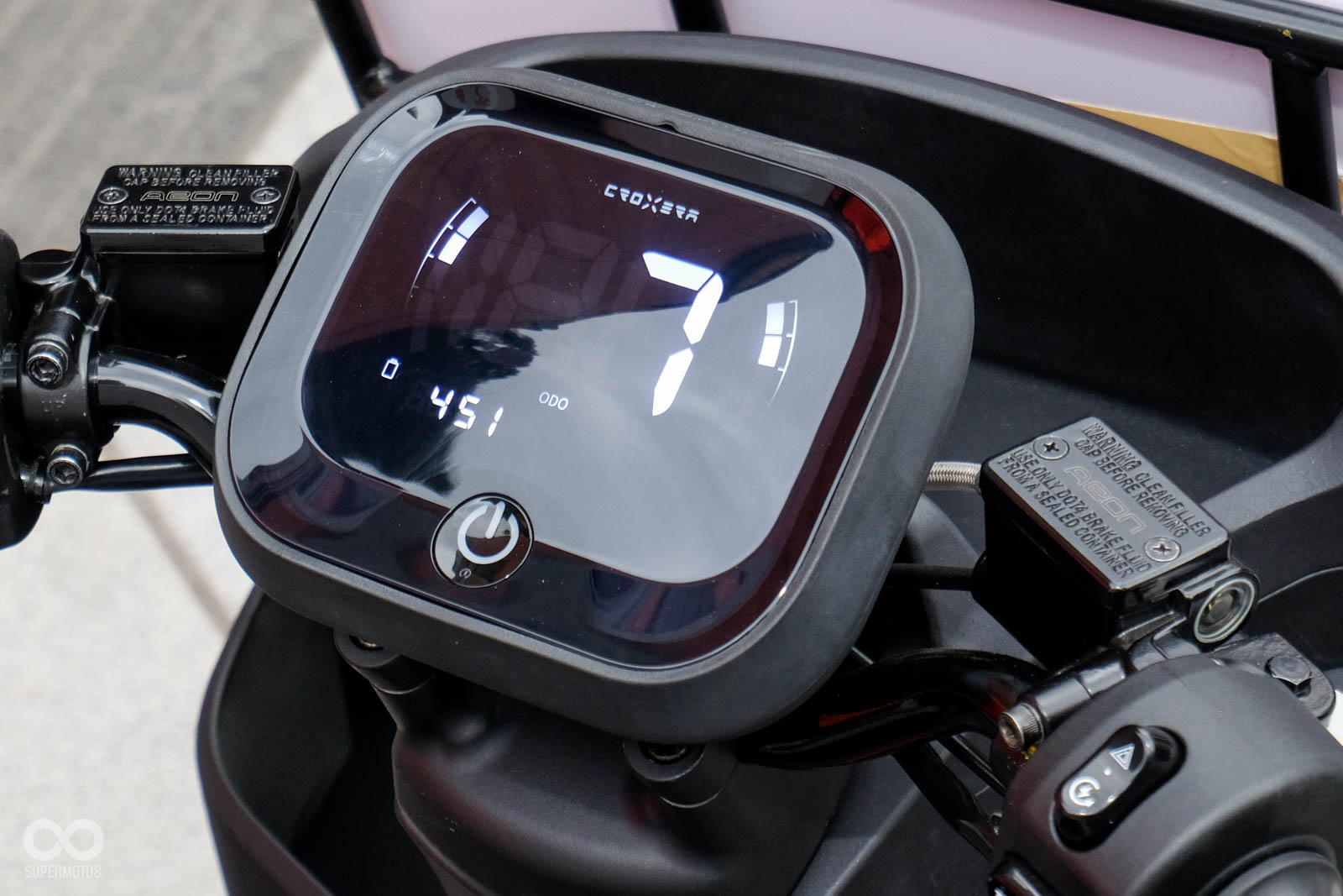 儀表使用宏佳騰CROXERA智慧儀表