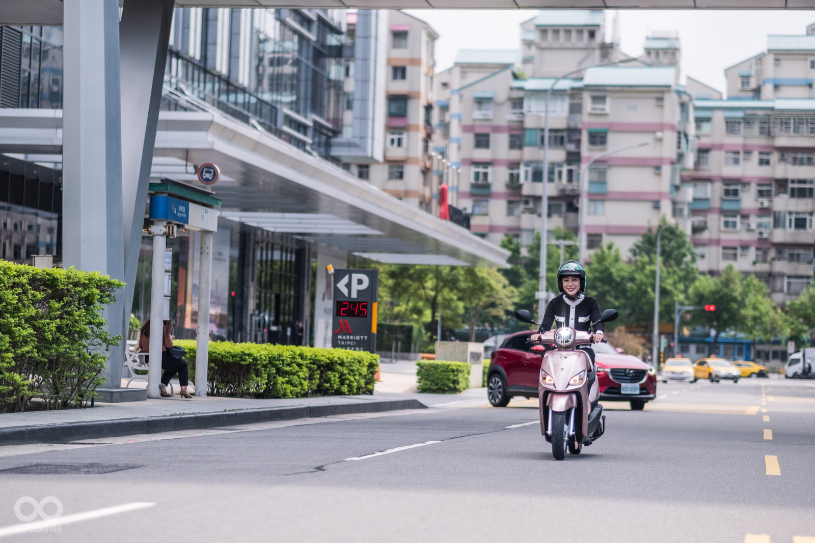 任何轉速下的動力輸出都非常平順,很適合都市通勤走走停停的使用場景