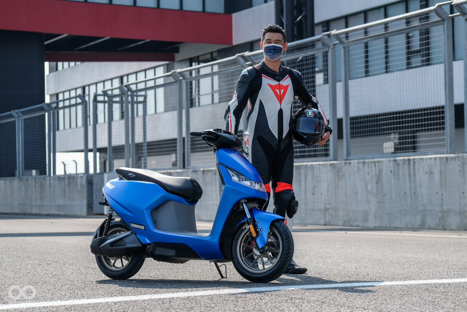 光陽董事長 柯勝峯 也親自到參與媒體試乘會下場騎乘