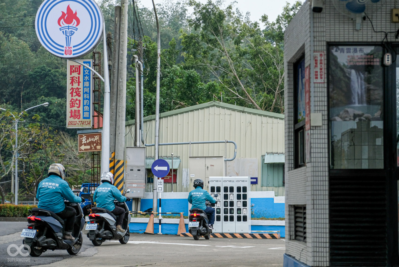 長距離的機車旅行,這次MiG 9的測試路線就充分發揮充電、換電優勢