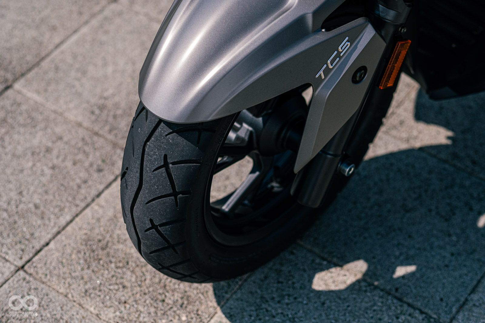 原廠配胎改為更注重道路表現胎款