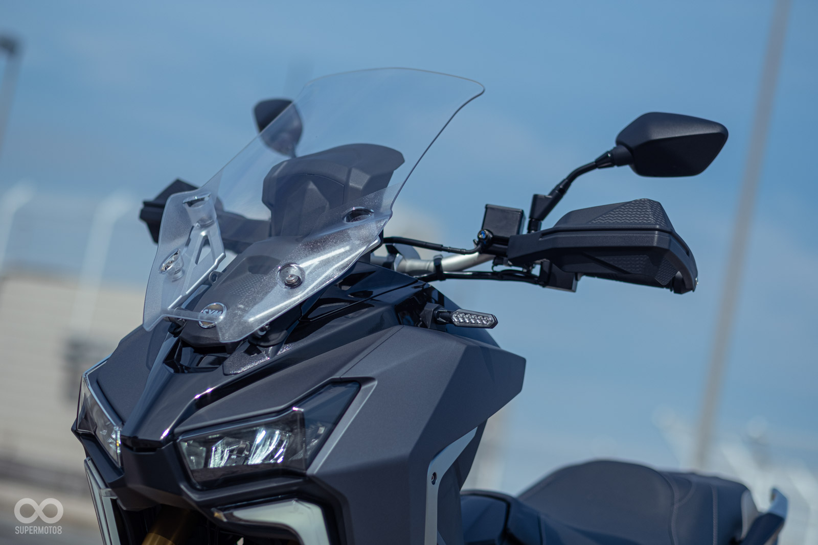 高低 角度兩段可調的風鏡