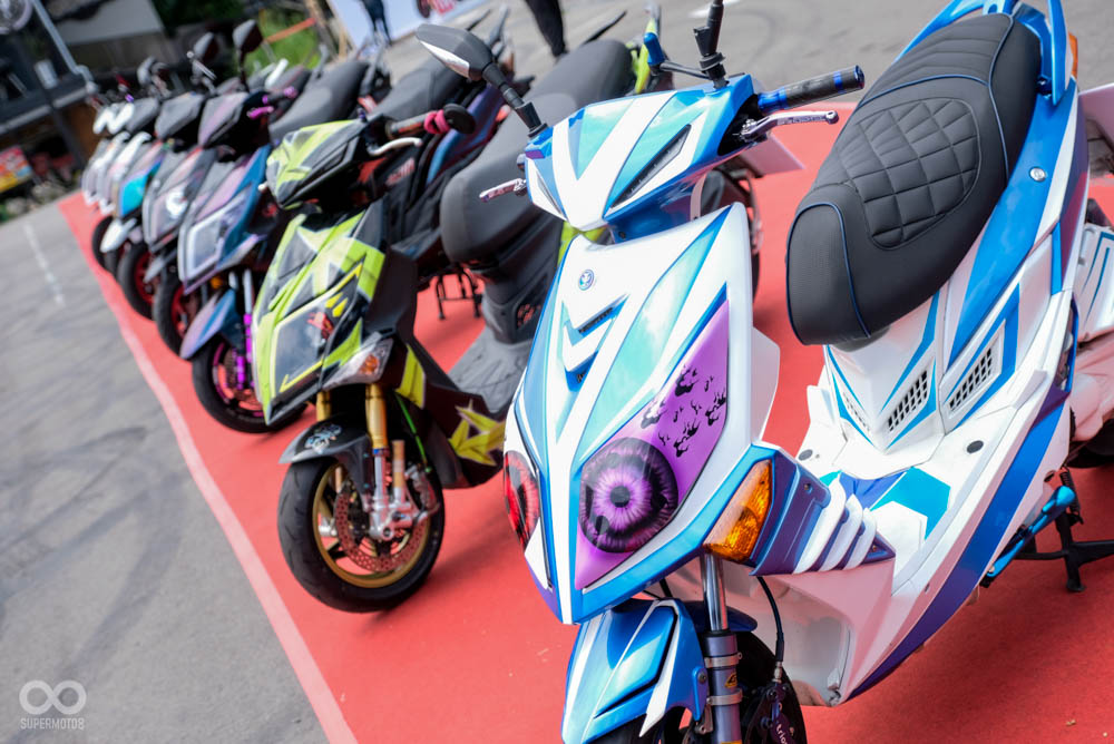 形形色色的JET改裝作品一字排開,場面非常壯觀