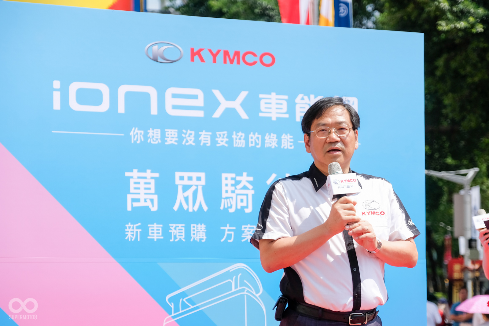 KYMCO執行長柯俊斌今天親自宣布超殺的99元電池月租方案