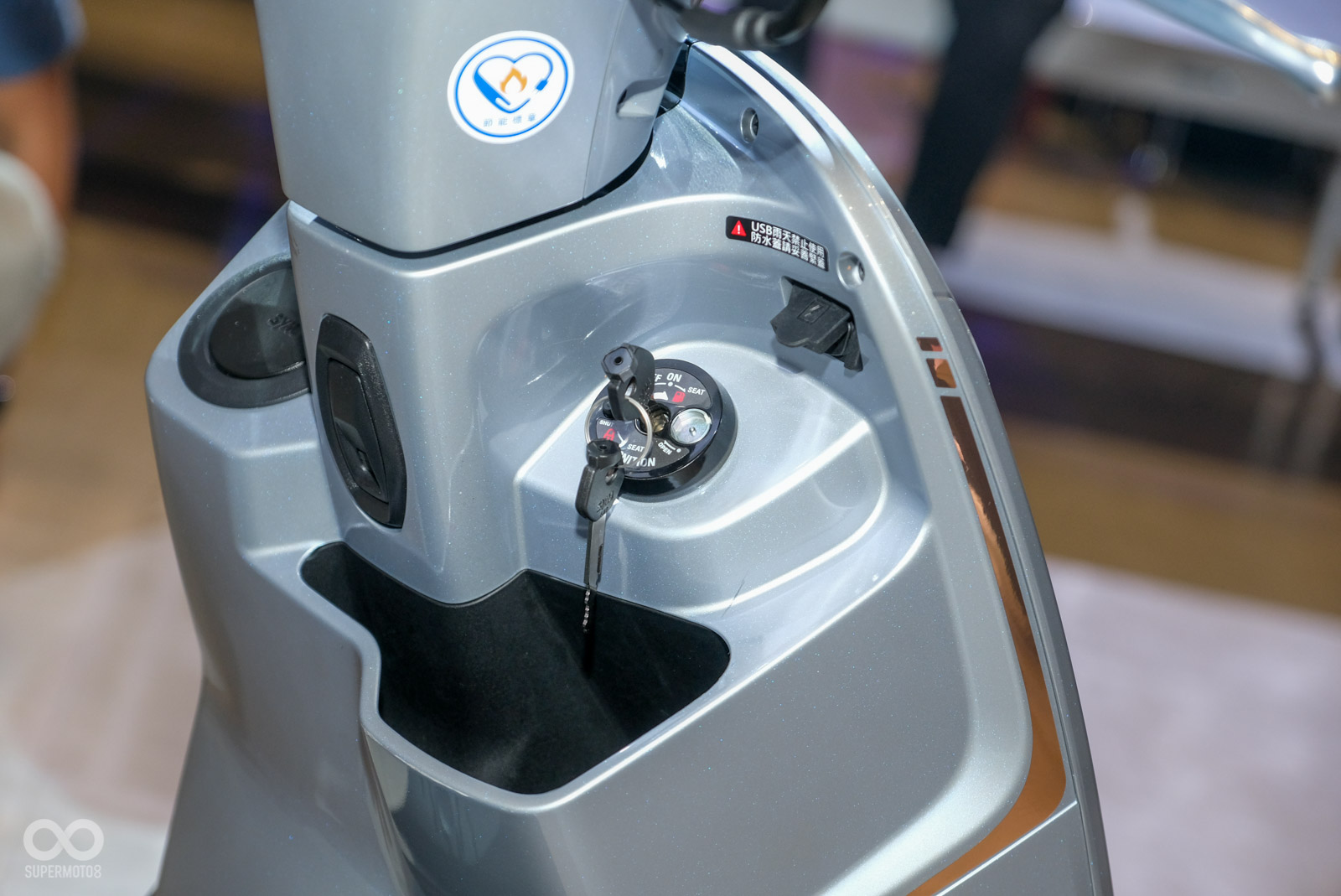 手套箱、USB-A便利細節一樣不缺