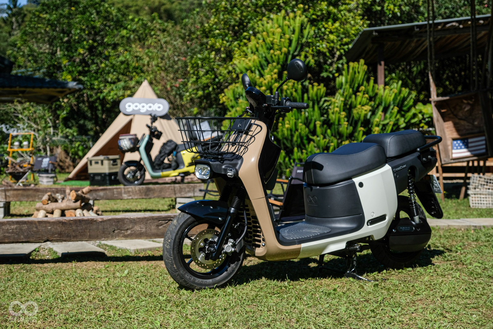 這次Gogoro CrossOver不是要做越野速克達，而是一台可以都會通勤+假日旅遊的二輪SUV