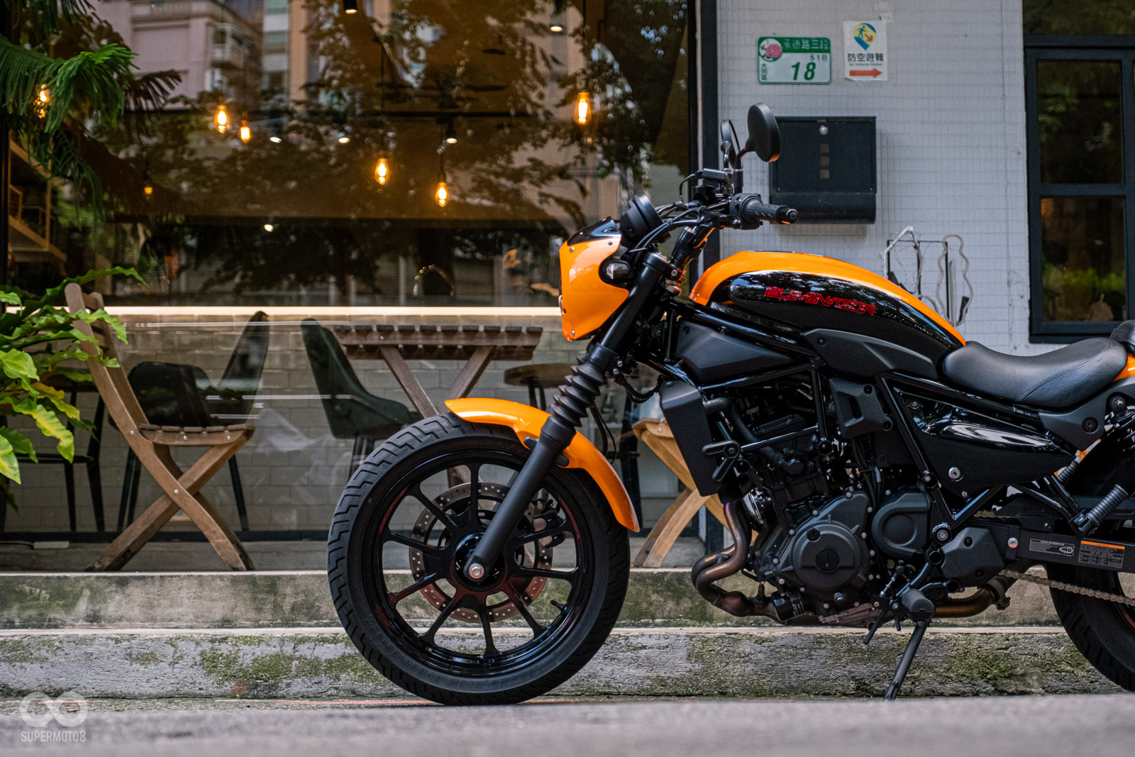 ELIMINATOR 500SE引擎與Ninja400系出同源