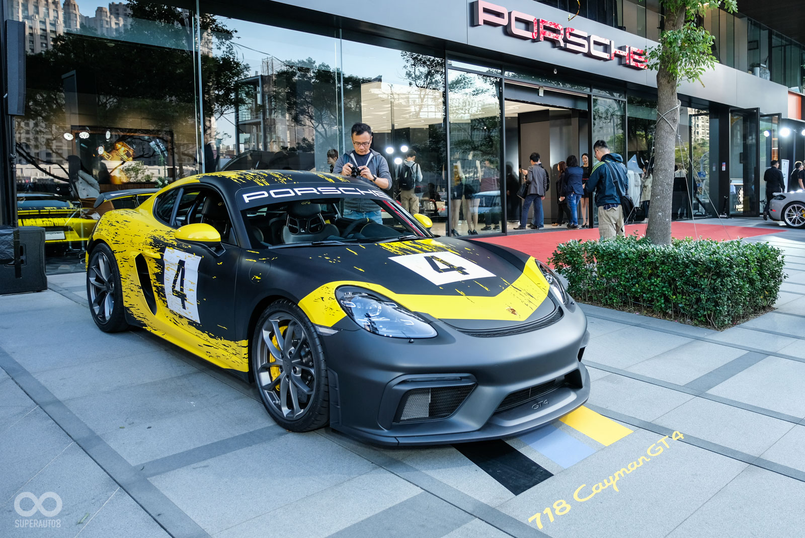 Porsche 旗下最新性能鉅作718 Cayman GT4與718 Spyder也到場同歡