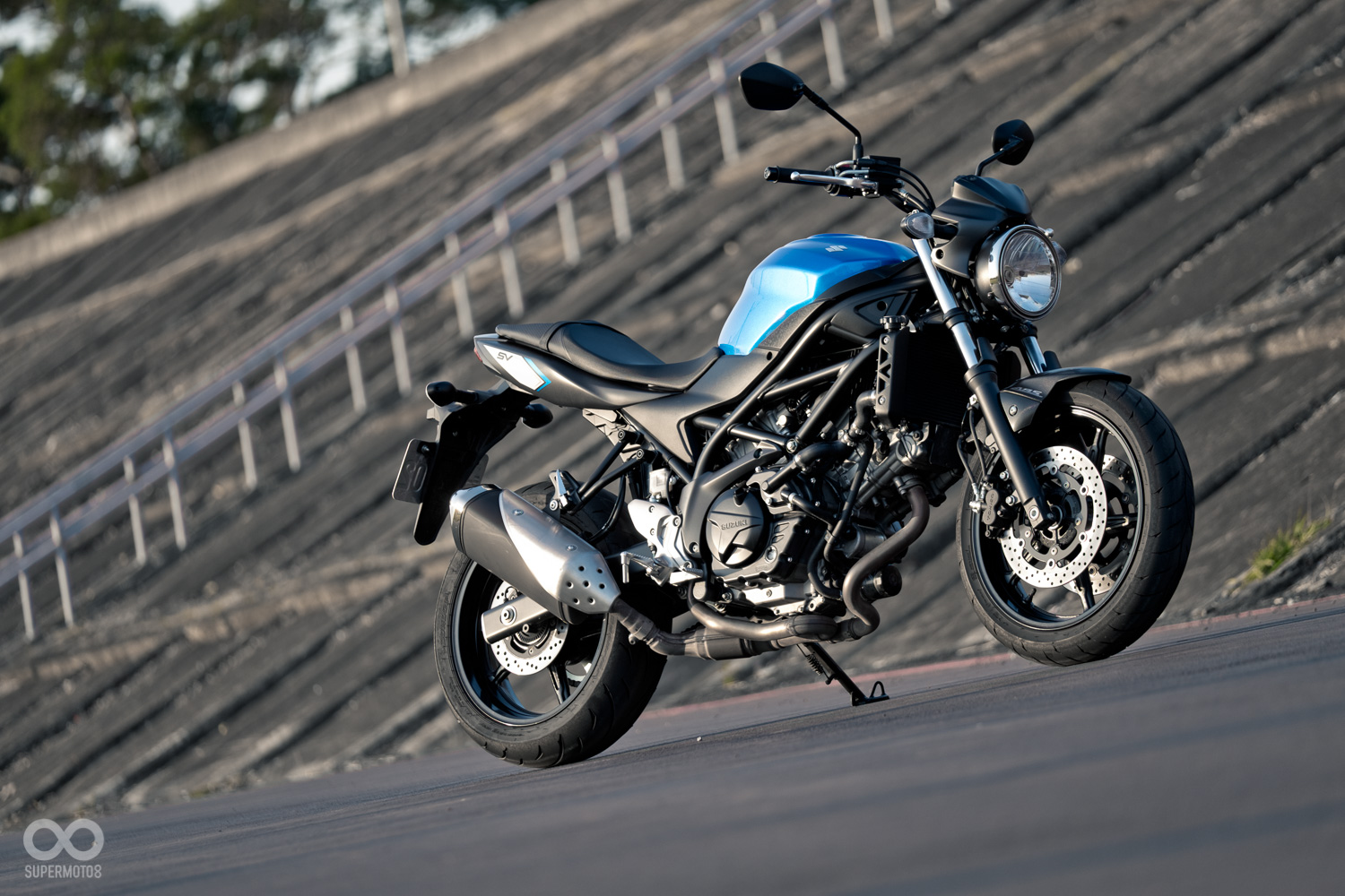 SUZUKI SV650使用的V型雙缸引擎已經有頗長的歷史