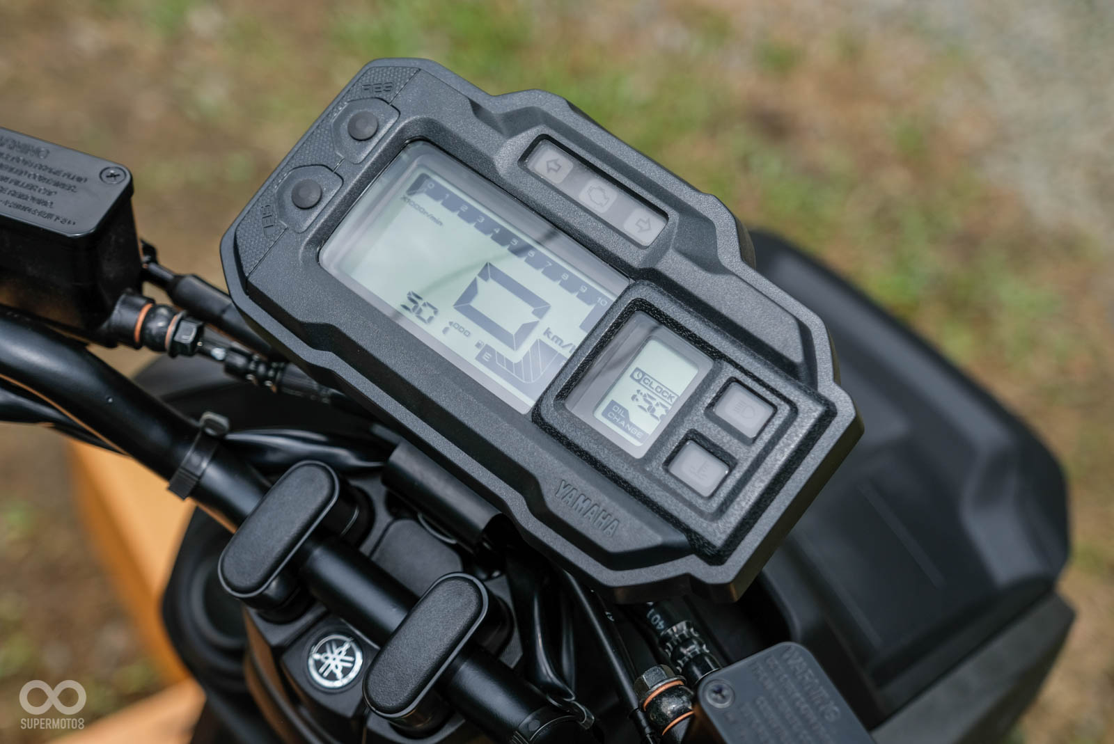 儀表也走硬派越野風格