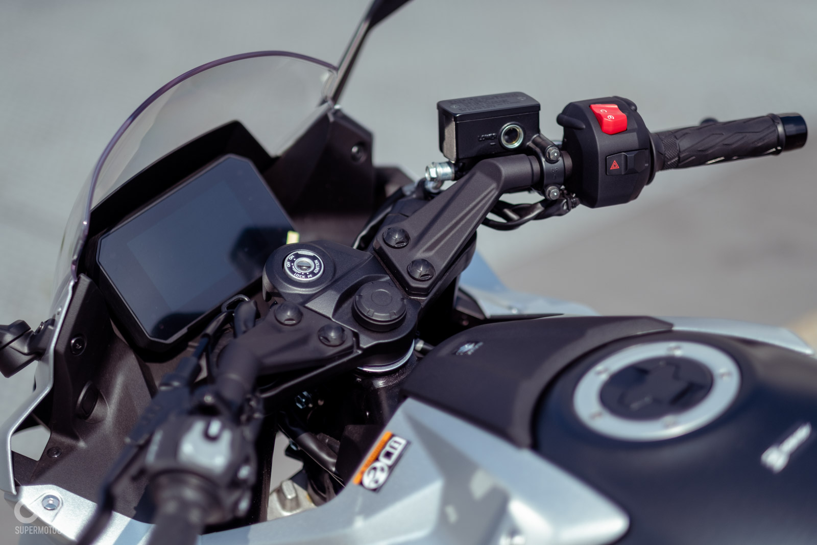 鍛造的鋁質分離握把